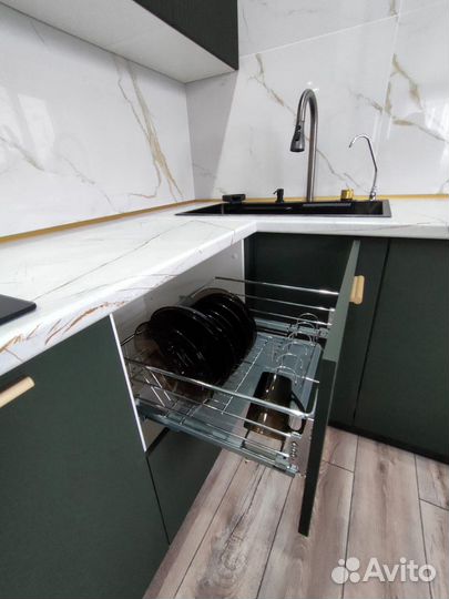 Кухня с рифленым фасадом под ключ