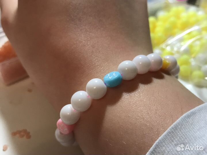 Браслет из бусин