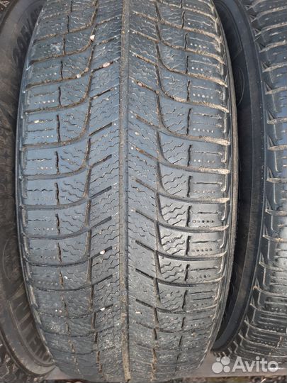 Michelin X-Ice XI3 205/65 R15