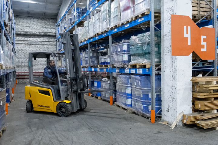 Склад, 1700 м²