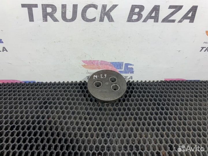 Ось промежуточной шестерни