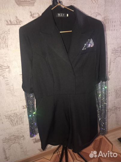 Комбинезон со стразами