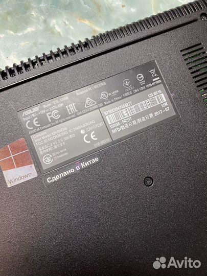 Ноутбук asus
