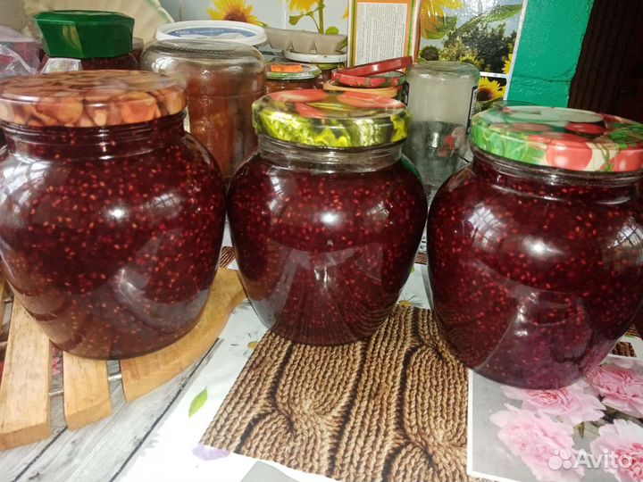 Малиновое варенье, есть маринованные грибы