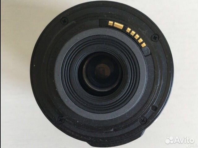 Объектив Canon EF-S 18-55 IS