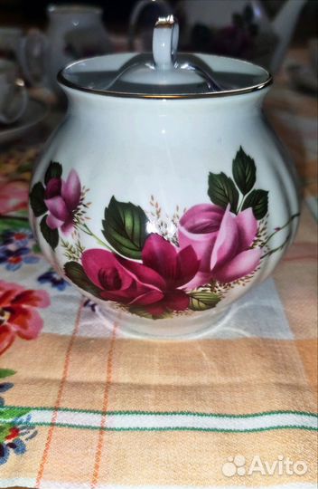 Новый чайный сервиз,Дулевский фарфор,Белый лебедь