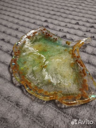 Тарелка из эпоксидной смолы