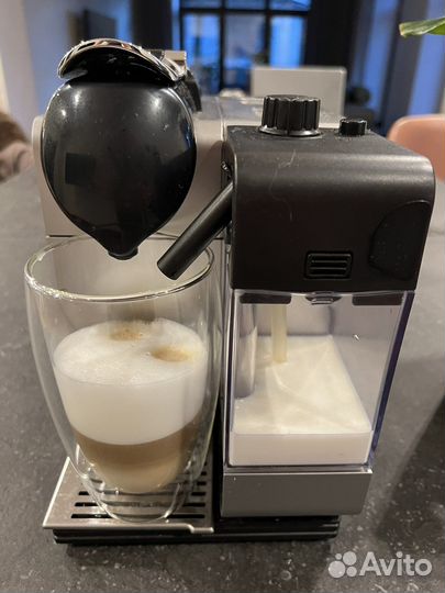 Капсульная кофемашина delonghi nespresso EN 520.S