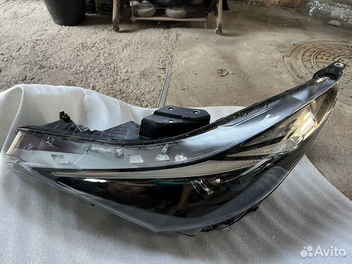 Фара правая левая hyundai elantra 7