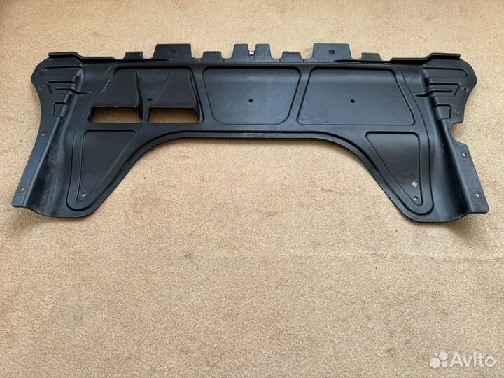 Пыльник двигателя Skoda octavia A7 FL