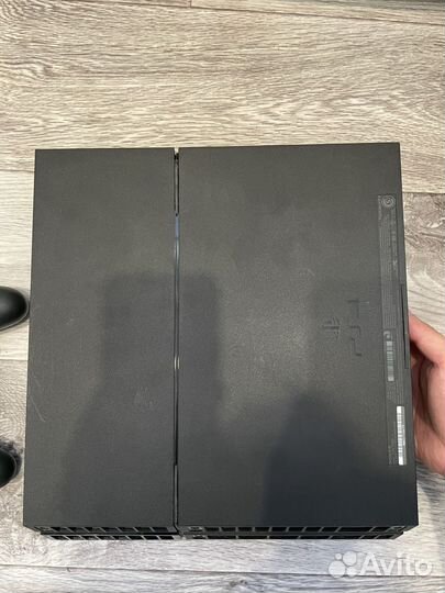 Sony PS4 Fat 500 gb + 2 геймпада