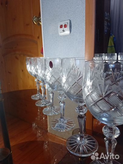 Хрустальные фужеры, бокалы