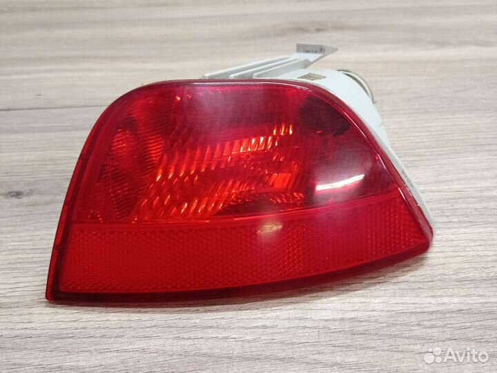 Фонарь задний левый в бампер ford focus 2