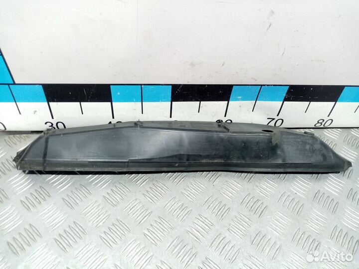 Б/У Пыльник переднего правого крыла Mercede#006