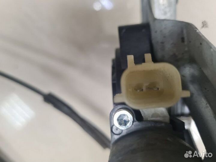 Стеклоподъемник передний правый Chevrolet Cruze