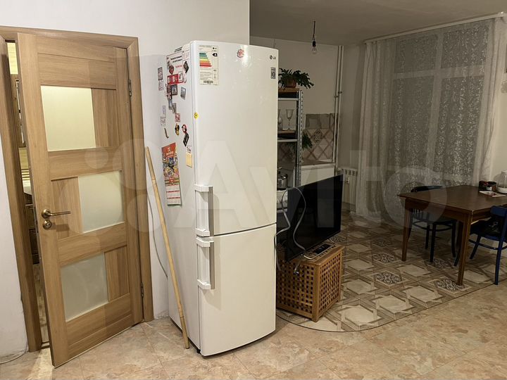 2-к. квартира, 63 м², 9/18 эт.