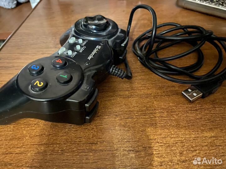 Геймпад/джойстик defender