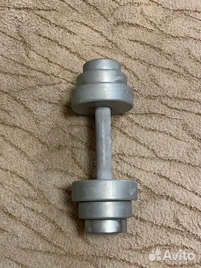 Продаю Гантель 8 кг