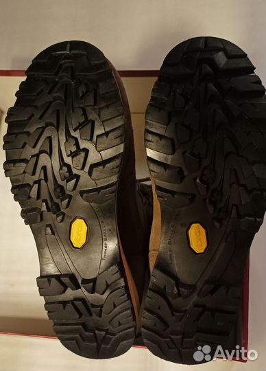 Ботинки горные женские LA sportiva