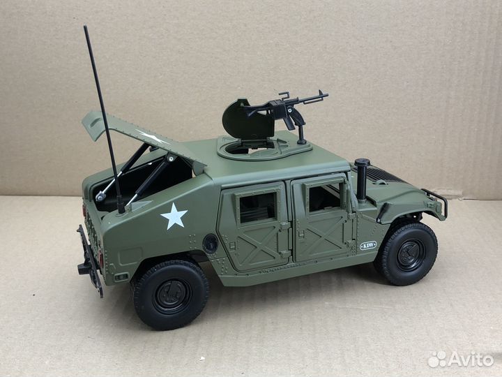 Hummer H1 модель 1:18