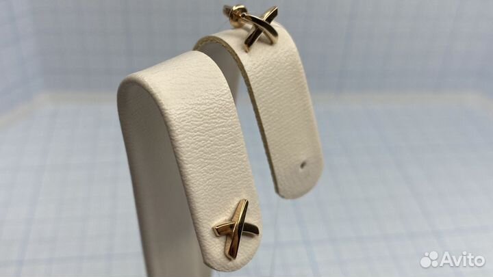 Золотые серьги пусеты