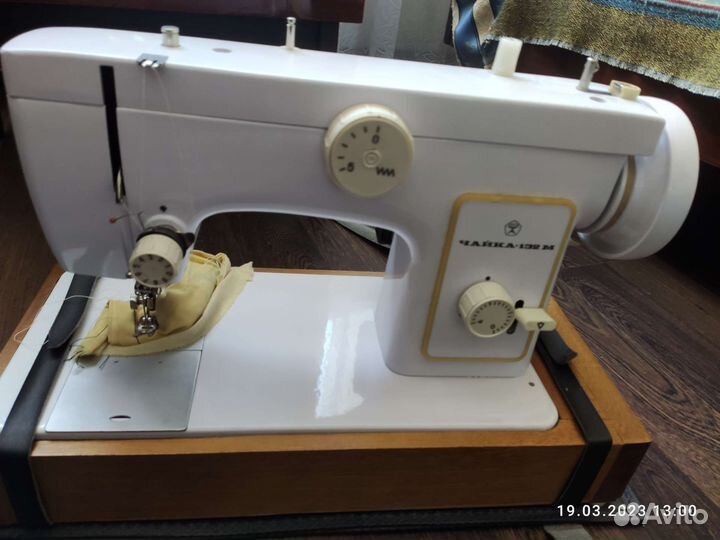 Швейная машина Чайка 132м