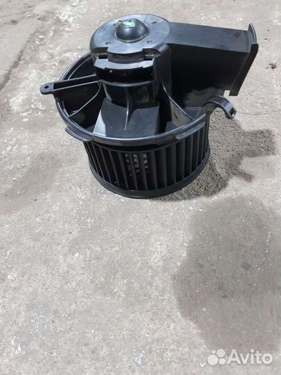 Вентилятор печки Peugeot 206