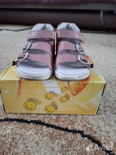 Босоножки для девочки
