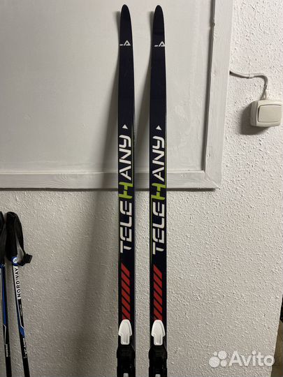 Беговые лыжи, лыжные палки, ботинки