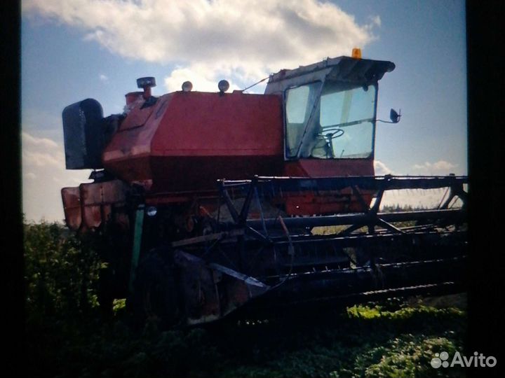 Комбайн Нива-Сельхозтехника СКА-5, 2002