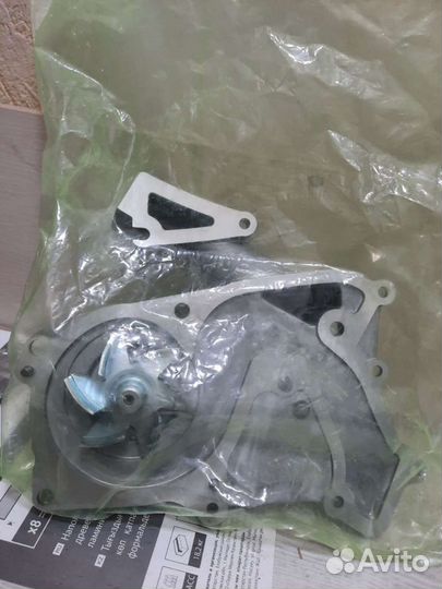 Насос охлаждающей жидкости двигателя