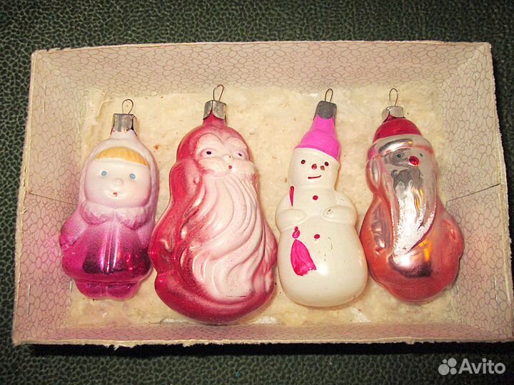 Новый Год СССР (Игрушки в коробках)