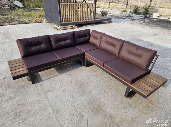 Диваны в стиле лофт