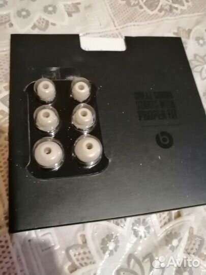 Вкладки для наушников фирменные