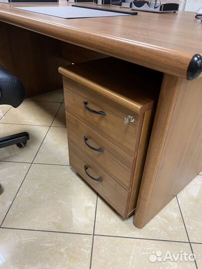 Кабинет руководителя. Доставим завтра