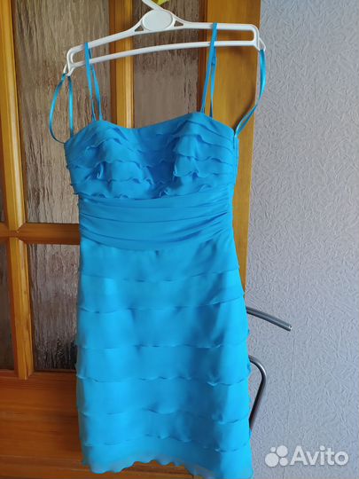 Нарядное платье