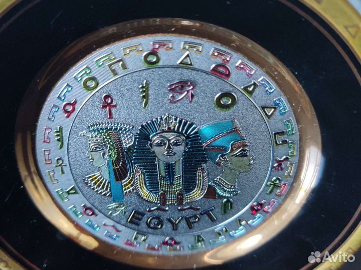 Настенная тарелка декоративная