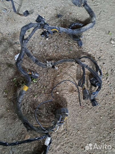 Проводка подкапотная левая Mitsubishi Mirage