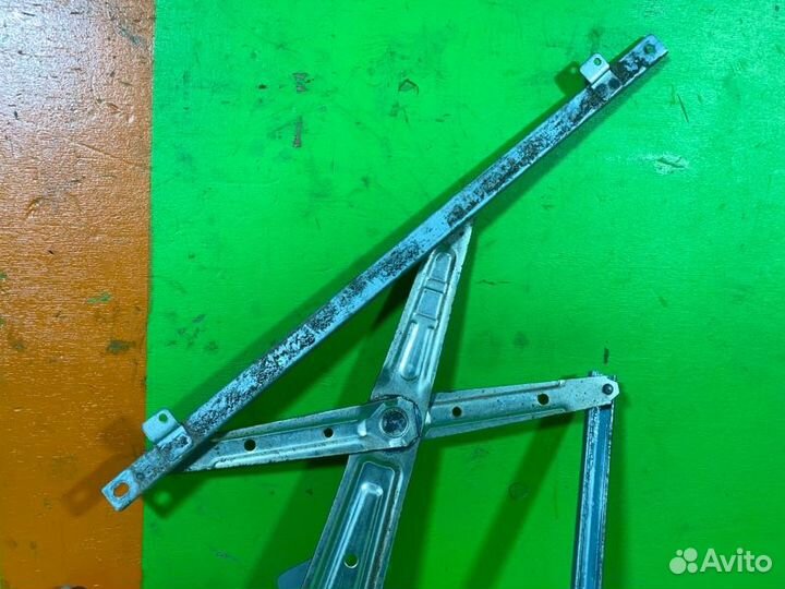 Стеклоподъемник электрический передний левый