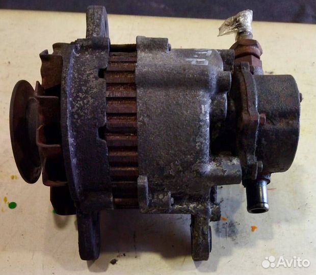 Генератор Mitsubishi Canter 4D32, 4D33 +вакум
