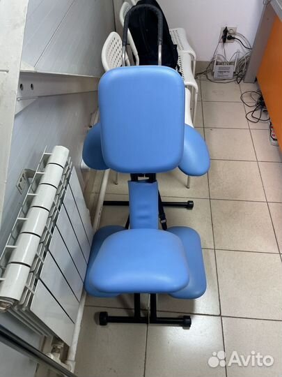 Массажный стул