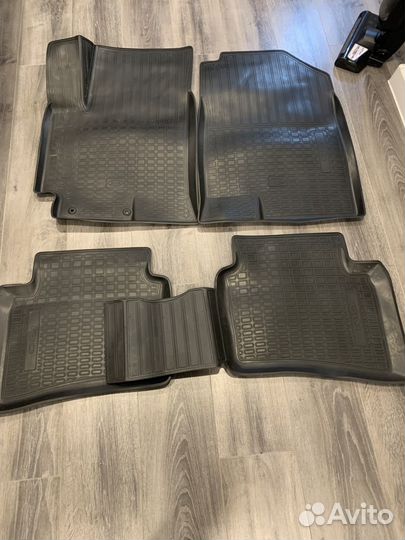Резиновые автомобильные коврики для киа х лайн