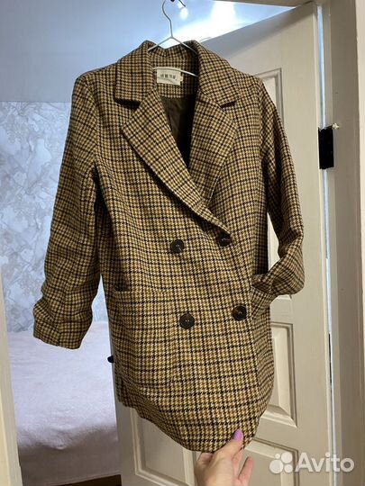 Женские вещи 40-42-44 очень много