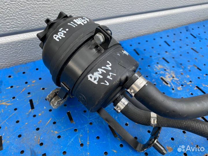 Бачок насоса гур BMW E60 2.5 бенз