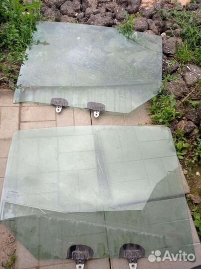 Renault fluence стекло заднее боковое опускное