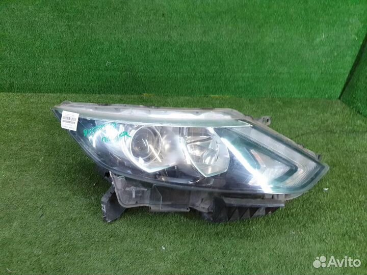 Фара правая Nissan Qashqai J11 (2013-2019) галоген