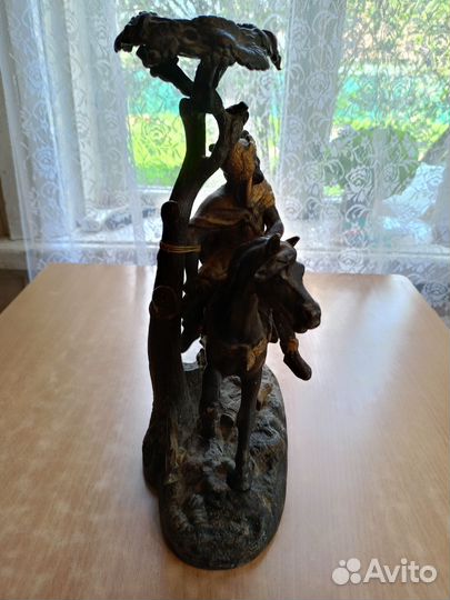 Статуэтка-подсвечник старинная
