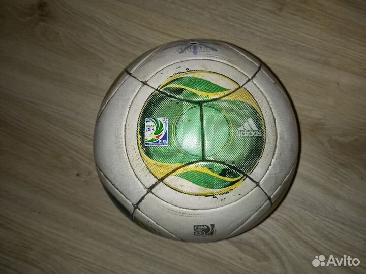 Футбольный мяч adidas cafuca 2013