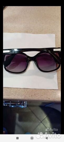 Солнцезащитные очки женские брендовые