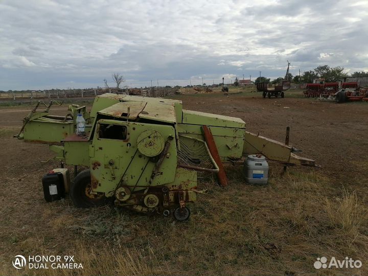 Пресс-подборщик Fortschritt К-454, 1992
